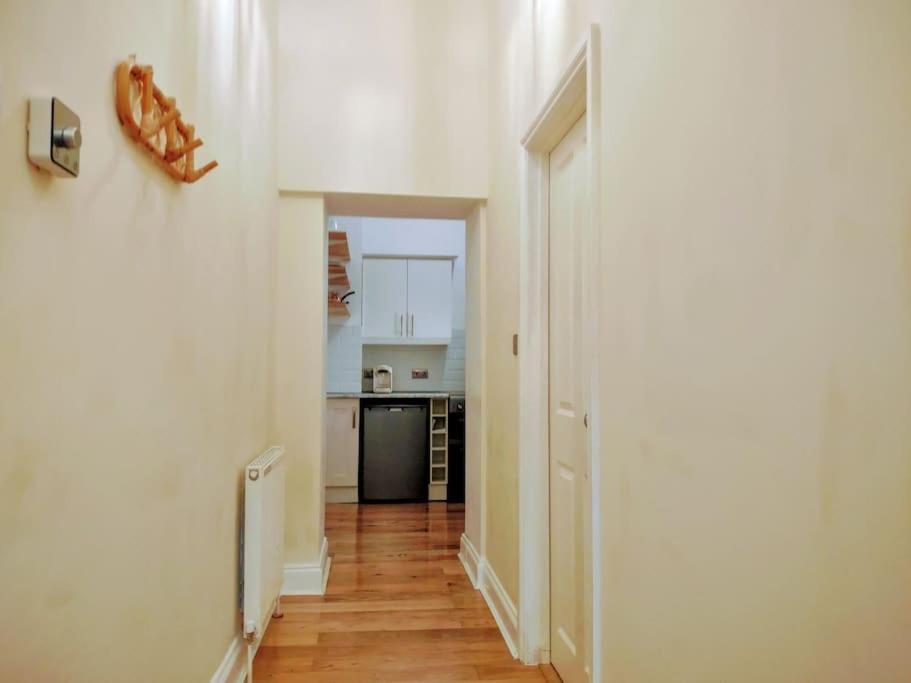Seagulls Nest- Stylish 1 Bed Seafront Apartment Гастінгс Екстер'єр фото